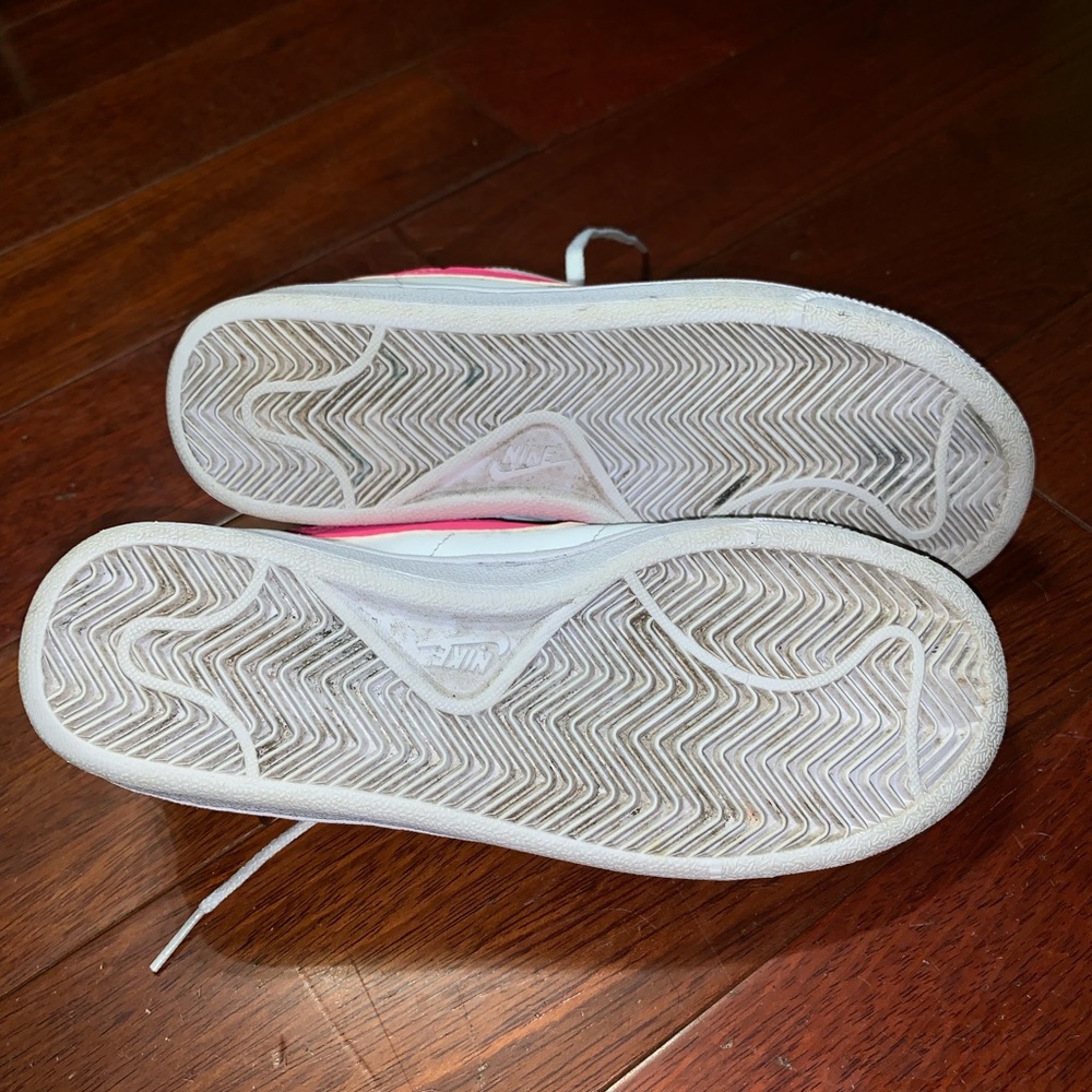 NIKE Court Royals White and Pink Sneakers - Picture 6 of 8